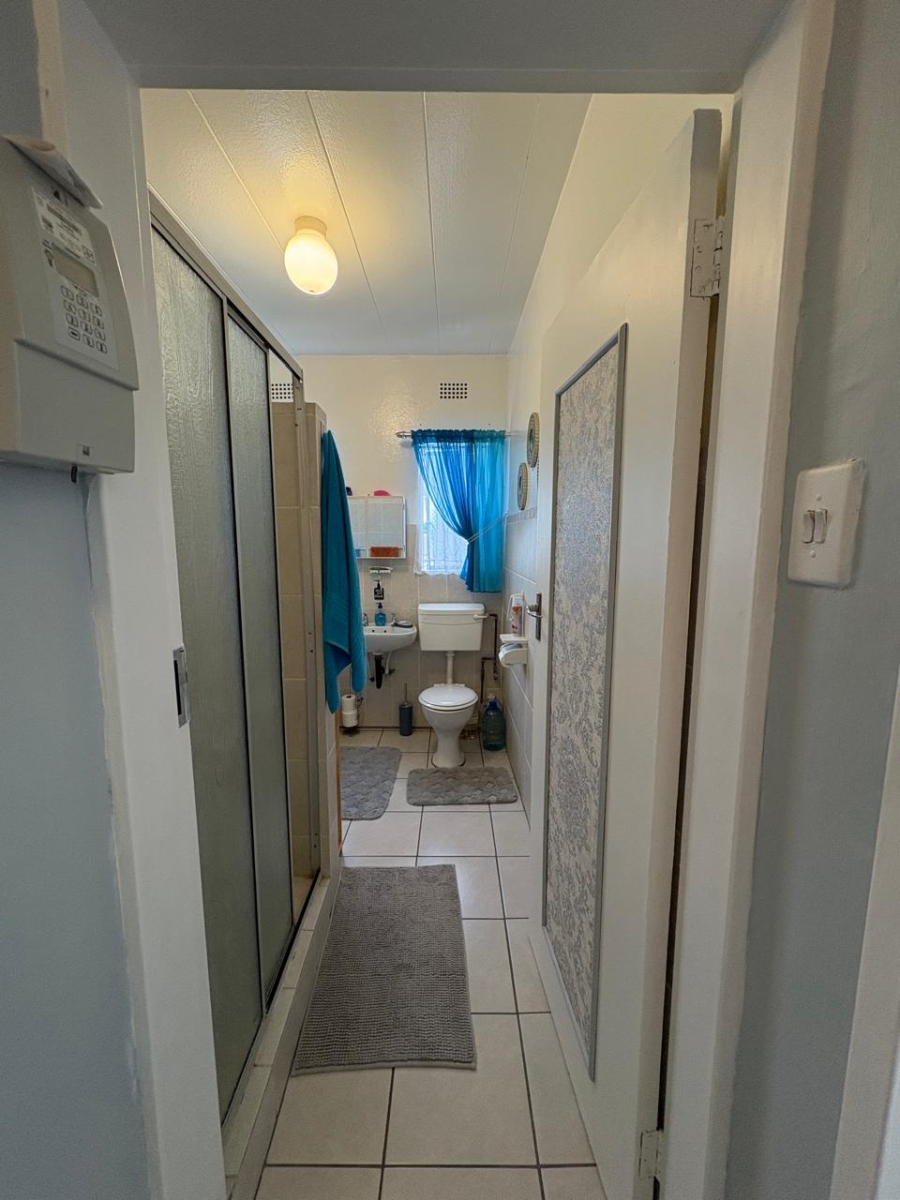 2 Bedroom Property for Sale in Sandania Free State